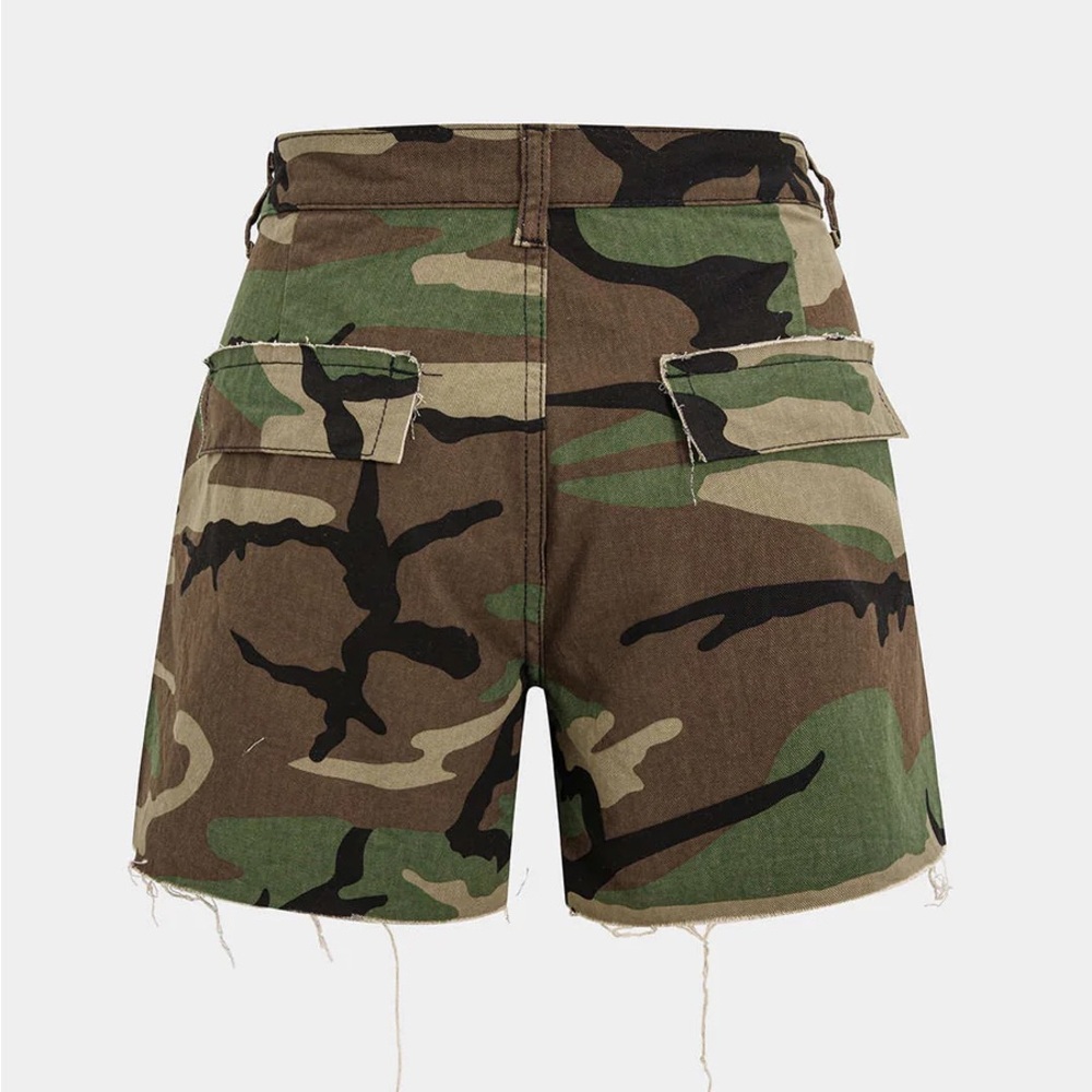 047. Micas Camo Destroyed Cargo Shorts - Picture 4 of 7